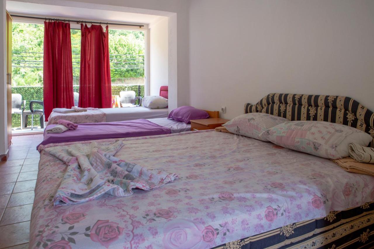 Family Apartments Vukcevic Canj Ngoại thất bức ảnh